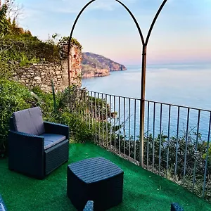 https://grecale.hotelitalianriviera.com